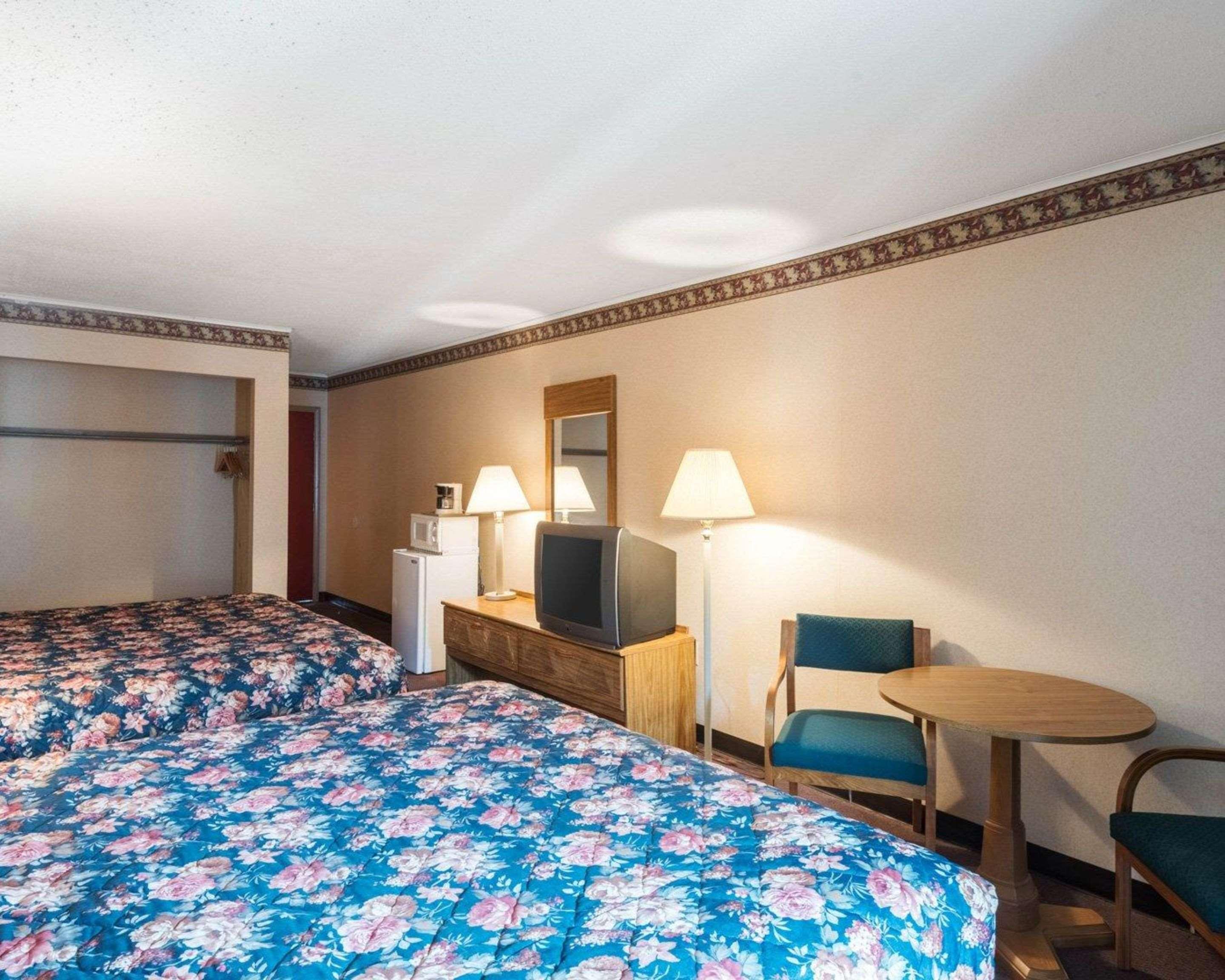 Rodeway Inn & Suites Рехобот Бич Экстерьер фото
