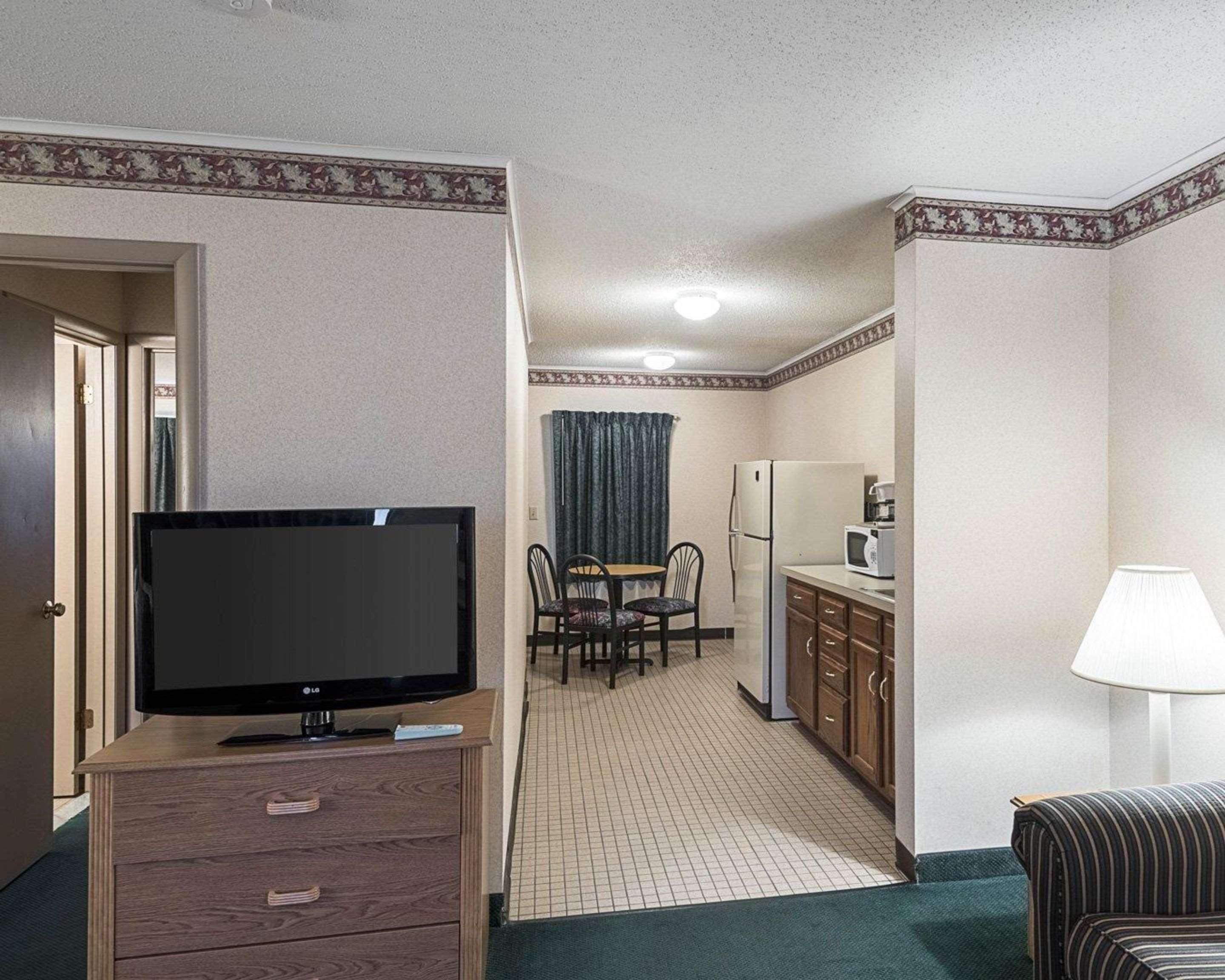 Rodeway Inn & Suites Рехобот Бич Экстерьер фото
