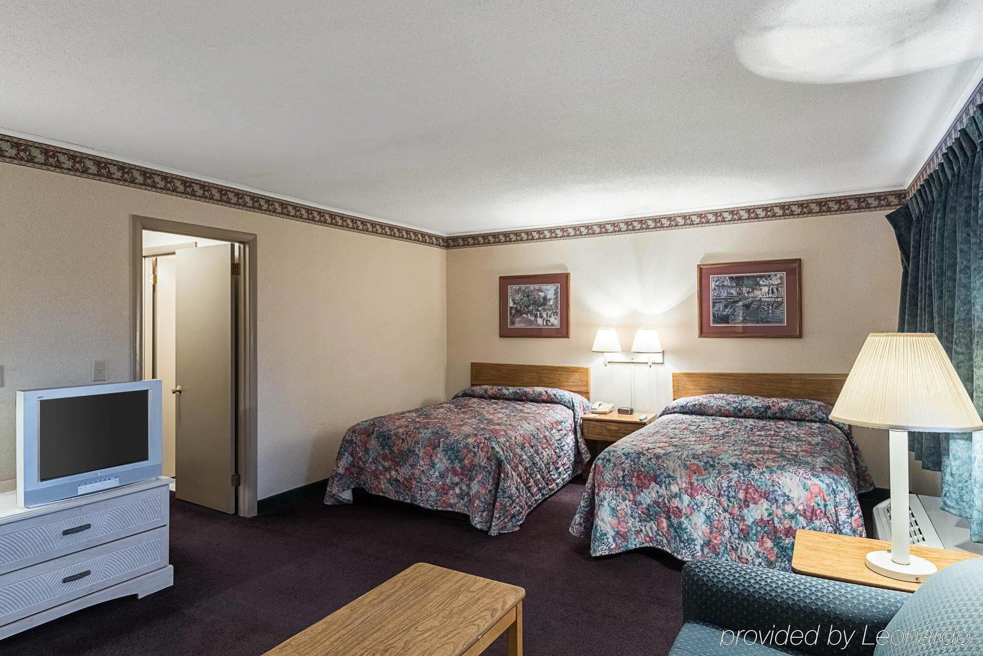 Rodeway Inn & Suites Рехобот Бич Экстерьер фото